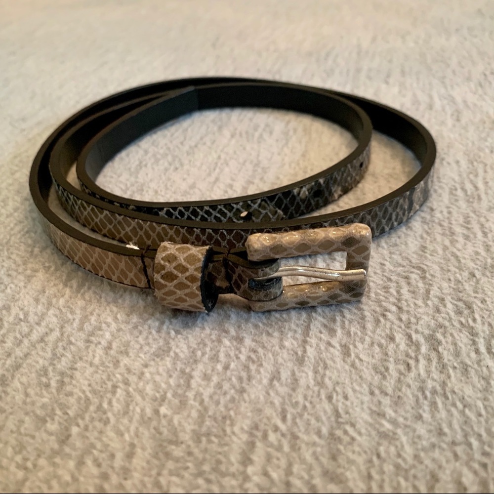 Imitation snake skin, thin, dress belt!